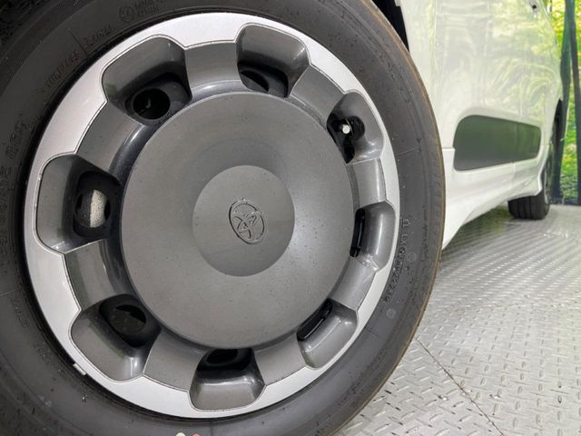 TOYOTA SIENTA HYBRID 2023