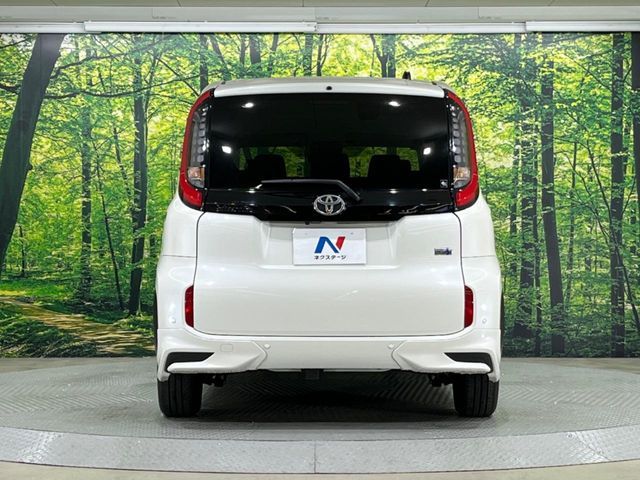 TOYOTA SIENTA HYBRID 2023