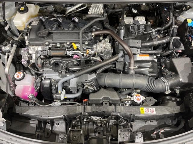 TOYOTA SIENTA HYBRID 2023