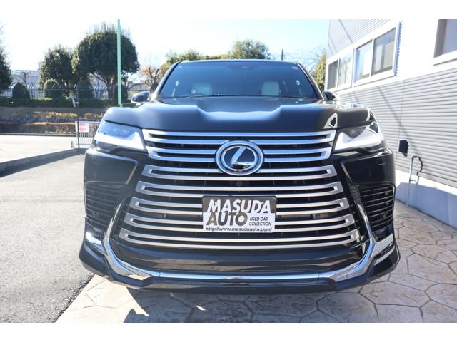 TOYOTA LEXUS LX600 2025