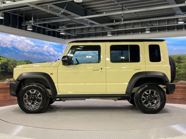 SUZUKI JIMNY NOMADE 2025