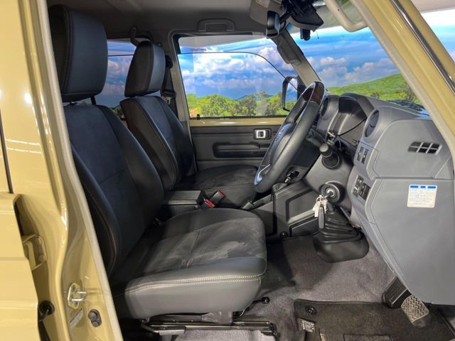 TOYOTA LANDCRUISER 70 2024