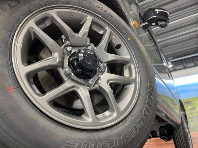 SUZUKI JIMNY 4WD 2025