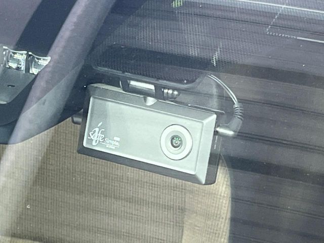 TOYOTA SIENTA HYBRID 2015