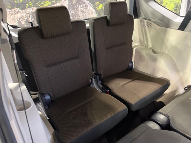 TOYOTA SIENTA HYBRID 2015