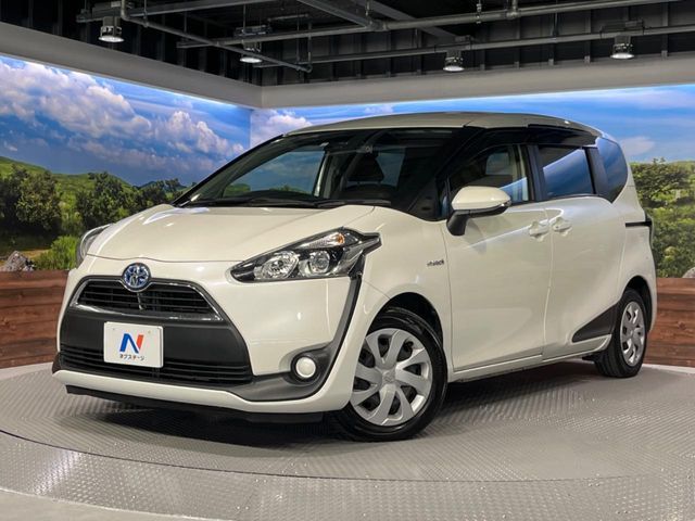 TOYOTA SIENTA HYBRID 2015