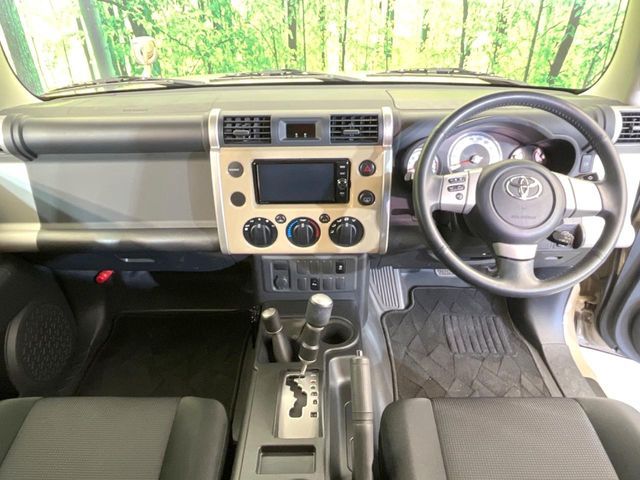 TOYOTA FJ CRUISER 4WD 2016