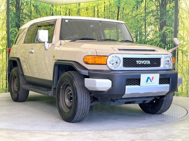 TOYOTA FJ CRUISER 4WD 2016
