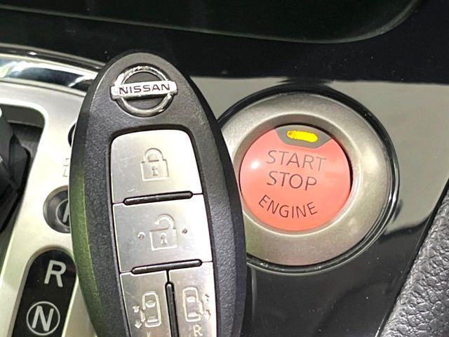 NISSAN SERENA  S-HYBRID 2013