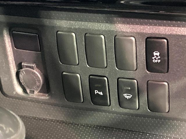 TOYOTA FJ CRUISER 4WD 2013