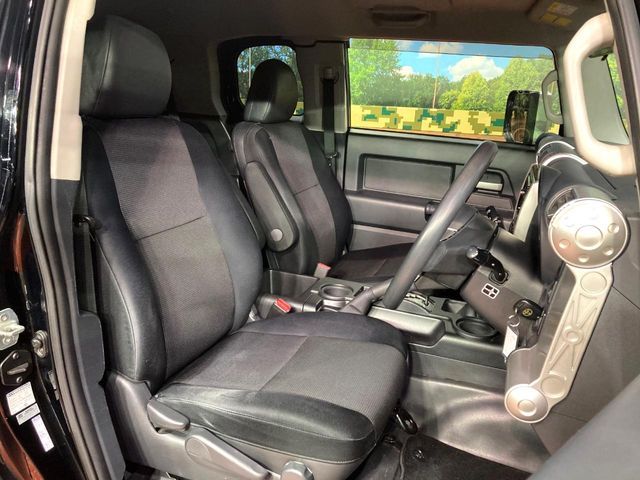 TOYOTA FJ CRUISER 4WD 2013