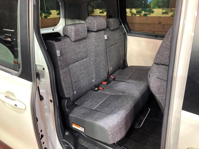 TOYOTA SIENTA HYBRID 2023