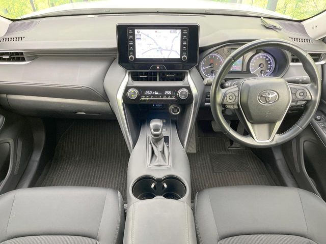 TOYOTA HARRIER 2WD 2022