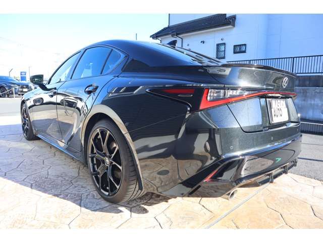 TOYOTA LEXUS IS300 2025