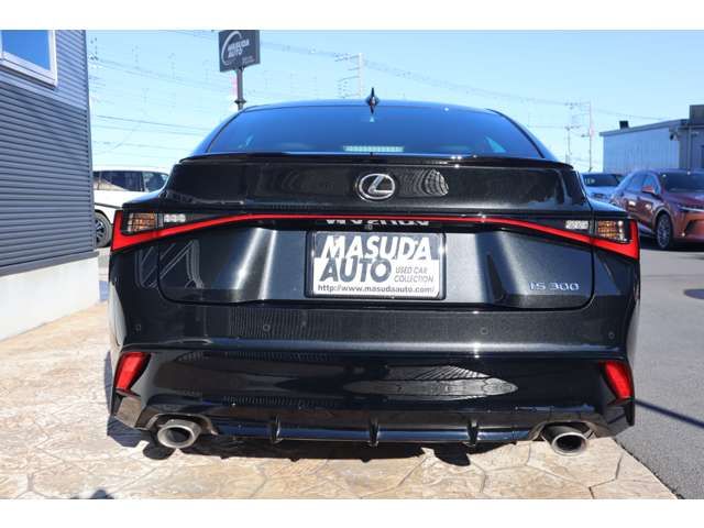 TOYOTA LEXUS IS300 2025