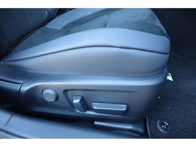 TOYOTA LEXUS IS300 2025