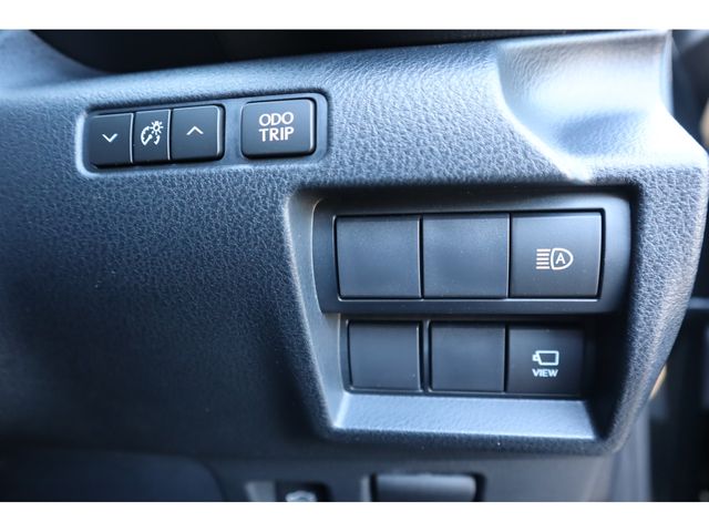 TOYOTA LEXUS IS300 2025