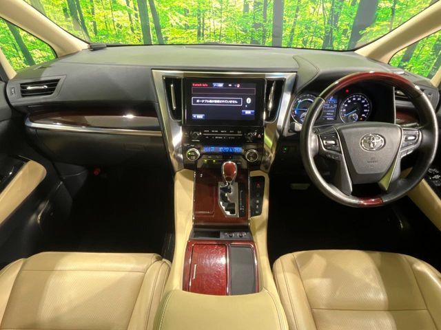 TOYOTA ALPHARD hybrid 4WD 2015