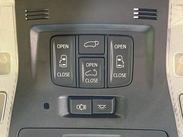 TOYOTA ALPHARD hybrid 4WD 2015