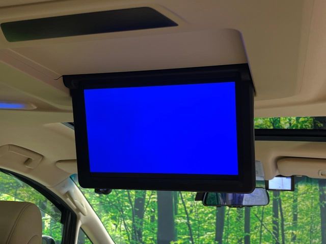 TOYOTA ALPHARD hybrid 4WD 2015