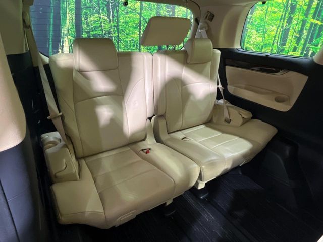 TOYOTA ALPHARD hybrid 4WD 2015