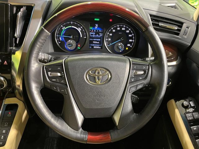 TOYOTA ALPHARD hybrid 4WD 2015