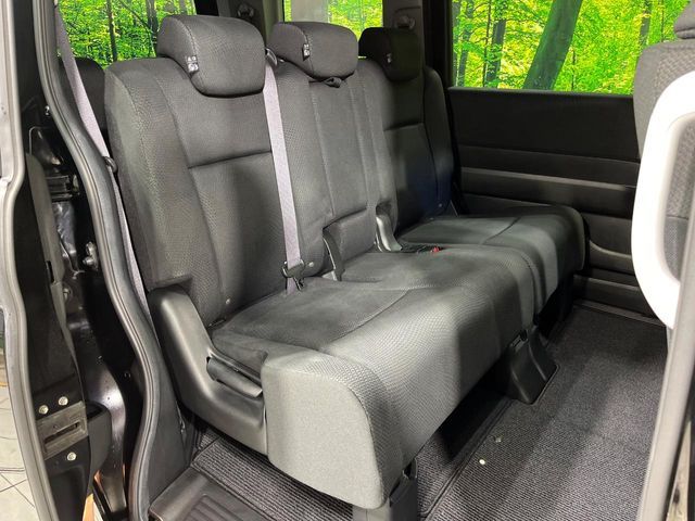 HONDA STEPWAGON SPADA 4WD 2012