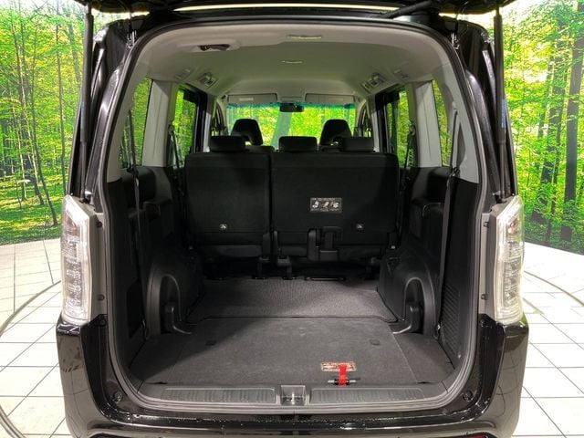 HONDA STEPWAGON SPADA 4WD 2012