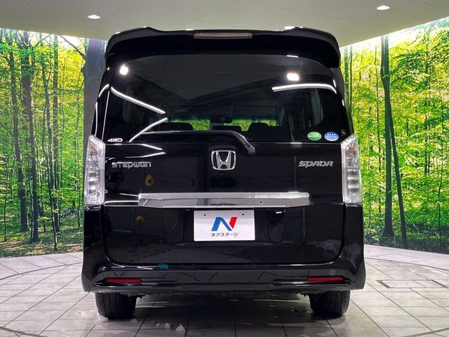 HONDA STEPWAGON SPADA 4WD 2012