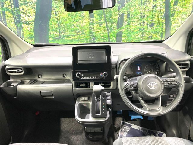 TOYOTA SIENTA HYBRID 2025