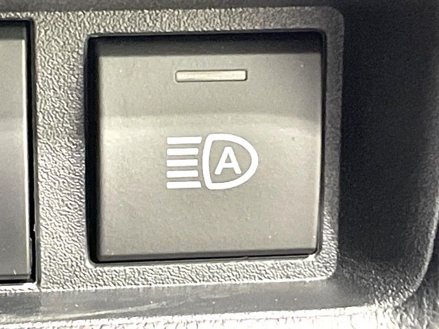 TOYOTA SIENTA HYBRID 2025