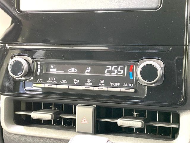 TOYOTA SIENTA HYBRID 2025