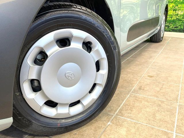 TOYOTA SIENTA HYBRID 2025