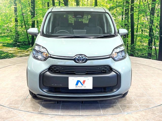 TOYOTA SIENTA HYBRID 2025