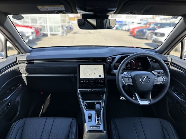 TOYOTA LEXUS LBX 2024