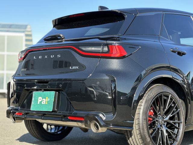 TOYOTA LEXUS LBX 2024