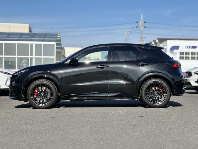 TOYOTA LEXUS LBX 2024