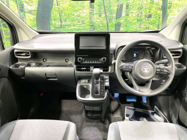 TOYOTA SIENTA HYBRID 2025