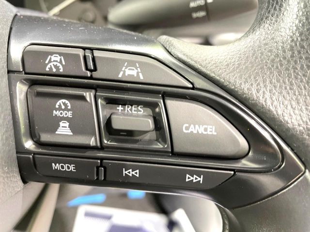 TOYOTA SIENTA HYBRID 2025