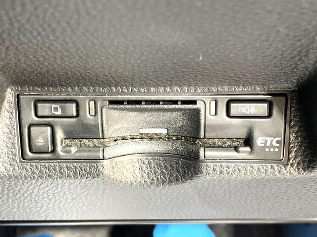 TOYOTA YARIS CROSS 2025