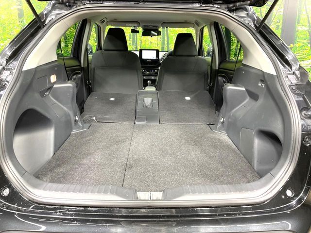 TOYOTA YARIS CROSS 2025