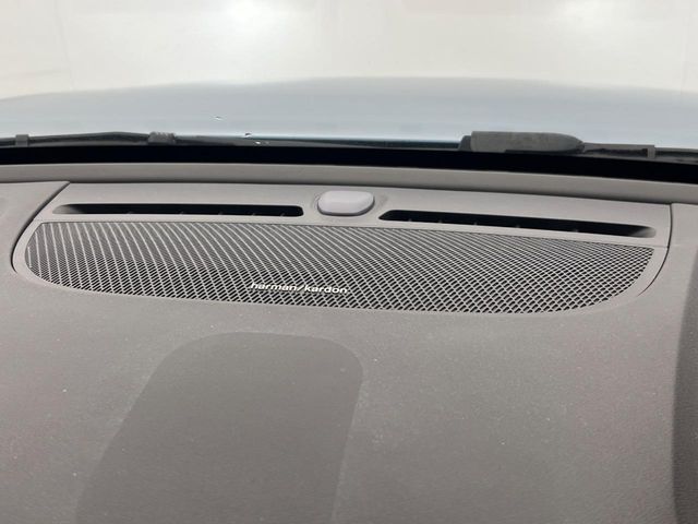 VOLVO VOLVO C40 2023