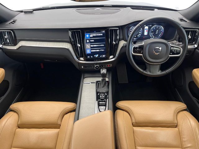 VOLVO VOLVO V60 2019