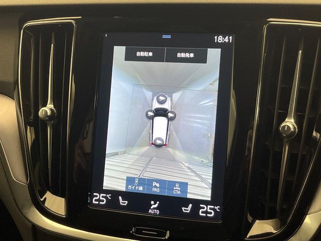 VOLVO VOLVO V60 2021