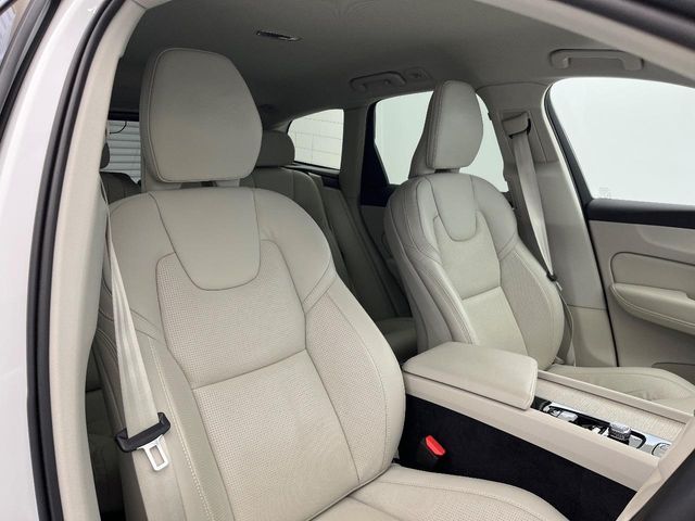 VOLVO VOLVO XC60 2021