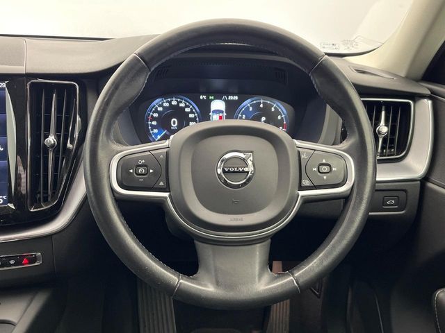 VOLVO VOLVO XC60 2019