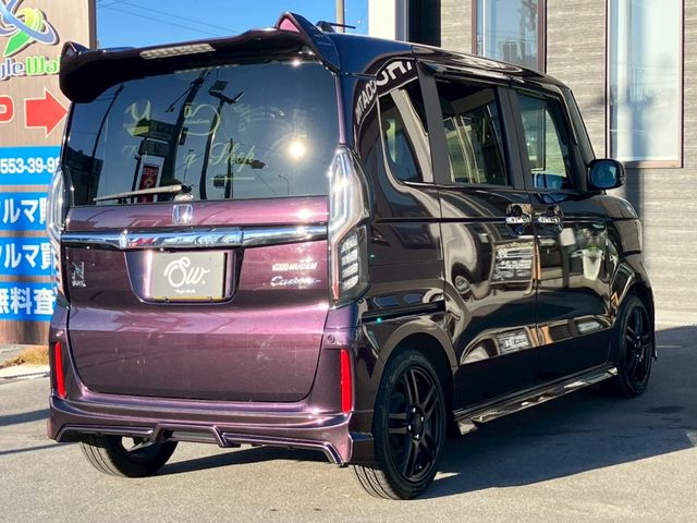 HONDA N BOX CUSTOM 2017