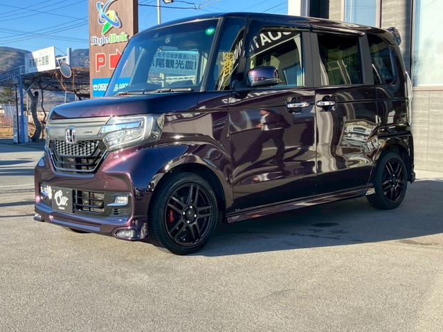 HONDA N BOX CUSTOM 2017