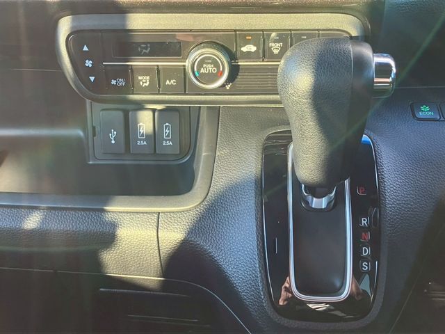 HONDA N BOX CUSTOM 2017