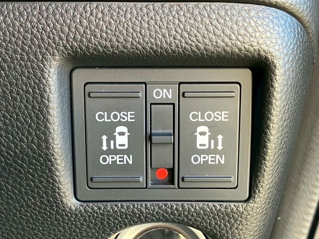 HONDA N BOX CUSTOM 2017